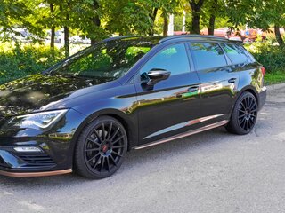 2020 SEAT Leon Cupra 300 7-speed III Рестайлинг, чёрный, 2617278 рублей, вид 1