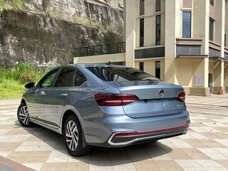2023 Volkswagen Lavida III Рестайлинг, голубой, 1500000 рублей, вид 4
