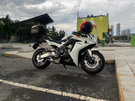 2016 Honda CBR 650F, белый, 650000 рублей, вид 5