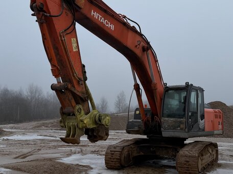 2008 Hitachi ZX330, 4000000 рублей, вид 1