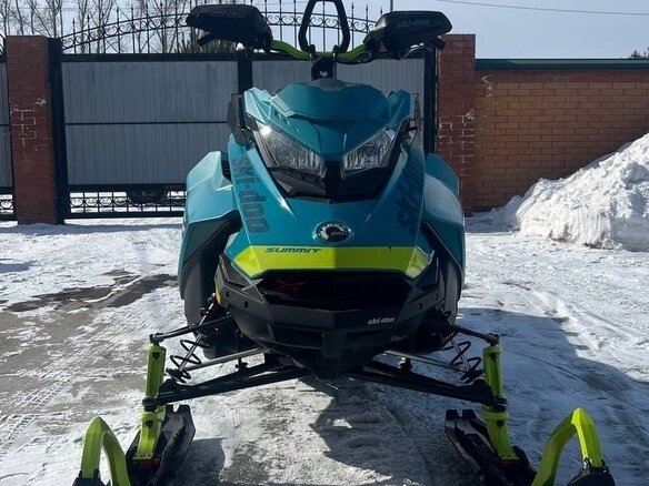 2019 BRP Ski-Doo Summit 850, зелёный, 1300000 рублей