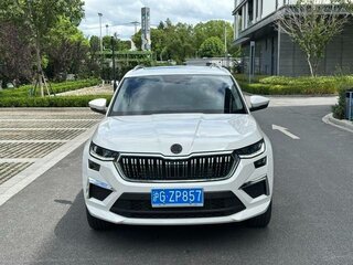 2024 Skoda Kodiaq I Рестайлинг, белый, 3490000 рублей, вид 3