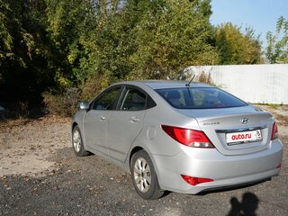 2016 Hyundai Solaris I Рестайлинг, серебристый, 1150000 рублей, вид 4