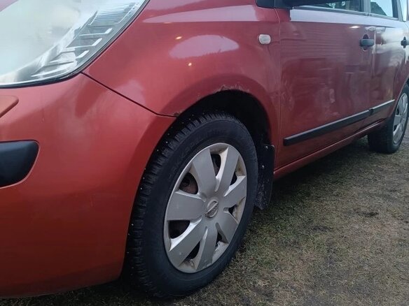 2007 Nissan Note I, красный, 395000 рублей - вид 4