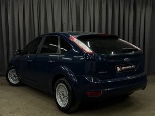 2011 Ford Focus II Рестайлинг, синий, 389777 рублей, вид 2