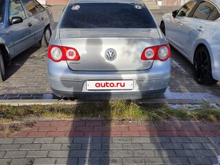 2008 Volkswagen Passat B6, серебристый, 600000 рублей, вид 3