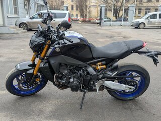 2021 Yamaha MT-09 (FZ-09), чёрный, 950000 рублей, вид 3