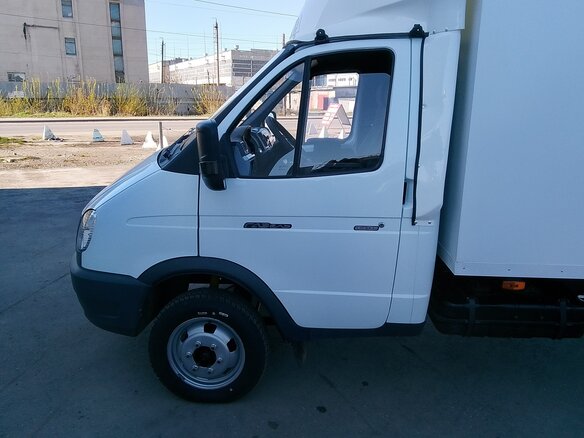 2010 ГАЗ ГАЗель (3302), белый, 930000 рублей - вид 4