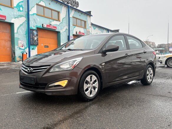2014 Hyundai Solaris I Рестайлинг, коричневый, 950000 рублей
