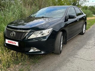 2013 Toyota Camry VII (XV50), серый, 1840000 рублей, вид 2