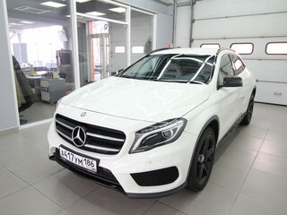 2014 Mercedes-Benz GLA 250 I (X156), белый, 1950000 рублей, вид 3