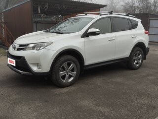 2014 Toyota RAV4 IV (XA40), белый, 2000000 рублей, вид 2