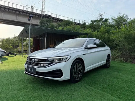 Volkswagen Sagitar III Рестайлинг