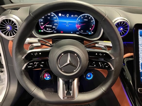 2024 Mercedes-Benz AMG GT 43 II, белый, 12600000 рублей - вид 15