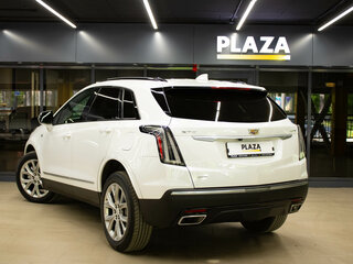 2020 Cadillac XT5 I Рестайлинг, белый, 2499000 рублей, вид 3