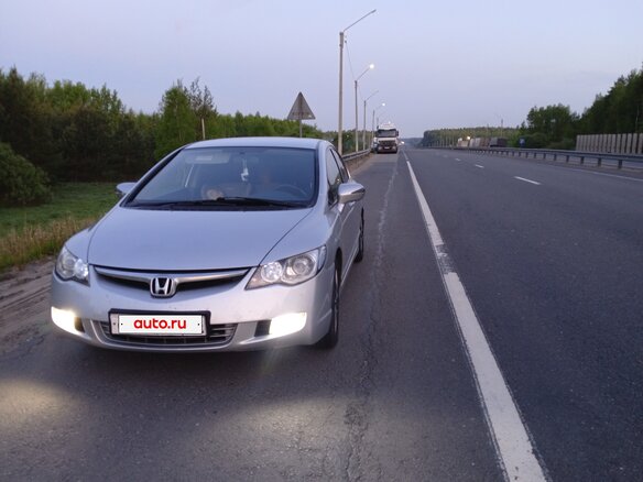 2008 Honda Civic VIII, серебристый, 700000 рублей - вид 7