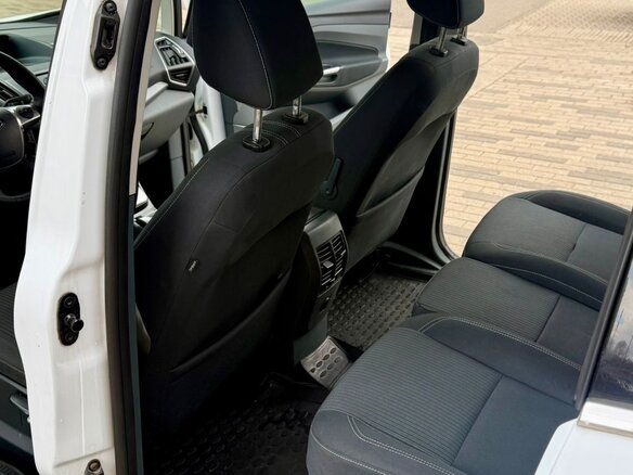 2012 Ford C-MAX II, белый, 1000000 рублей - вид 10