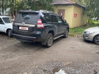 2014 Toyota Land Cruiser Prado 150 Series Рестайлинг 1, чёрный, 3750000 рублей, вид 2