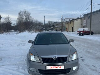 2009 Skoda Octavia DSG7 II (A5) Рестайлинг, серебристый, 690000 рублей, вид 2