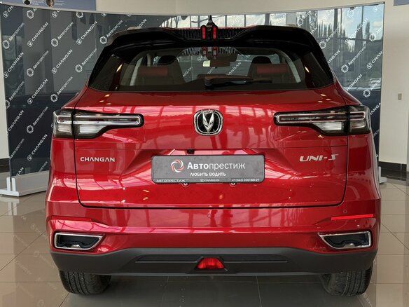 2025 Changan UNI-S I, серебристый, 3179900 рублей - вид 5
