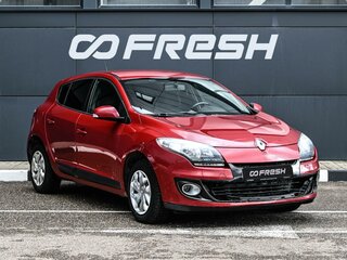 2013 Renault Megane III Рестайлинг, красный, 734000 рублей, вид 1
