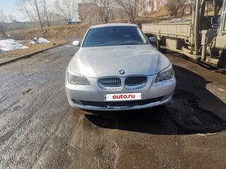 2008 BMW 5 серии 525xi V (E60/E61) Рестайлинг, серебристый, 1000000 рублей, вид 1