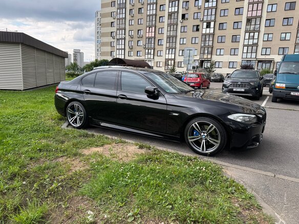 2010 BMW 5 серии 525d VI (F10/F11/F07), чёрный, 1800000 рублей - вид 6