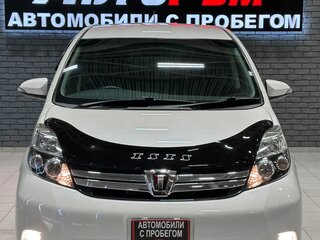 2014 Toyota ISis I Рестайлинг, белый, 1290000 рублей, вид 3