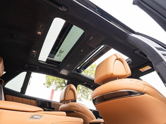 2025 Lexus LS 500h V Рестайлинг, чёрный, 16666666 рублей - вид 20