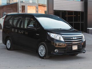 2017 Toyota Noah III (R80), чёрный, 1795000 рублей, вид 3
