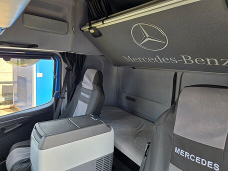2019 Mercedes-Benz Atego, синий, 11500000 рублей, вид 2