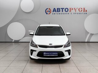 2018 Kia Rio IV, белый, 1121000 рублей, вид 3