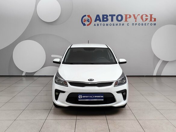2018 Kia Rio IV, белый, 1121000 рублей - вид 2