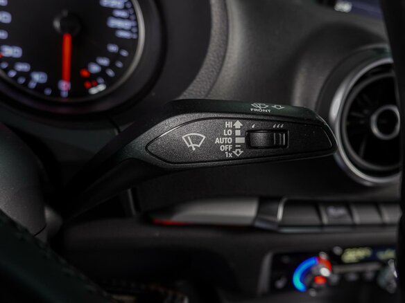 2016 Audi A3 III (8V) Рестайлинг, белый - вид 14