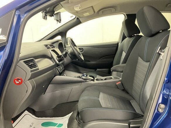 2022 Nissan Leaf II (ZE1), голубой, 1855000 рублей - вид 9