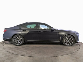 2022 BMW 7 серии 740d xDrive VI (G11/G12) Рестайлинг, чёрный, 5865000 рублей, вид 4