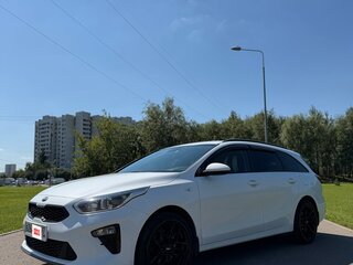 2019 Kia Ceed III, белый, 1520000 рублей, вид 3