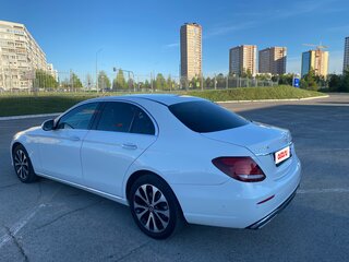 2017 Mercedes-Benz E-Класс 220 d V (W213, S213, C238), белый, 4500000 рублей, вид 5