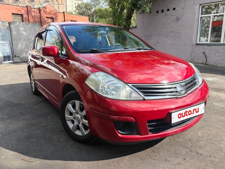 2011 Nissan Tiida I Рестайлинг, красный, 705000 рублей, вид 3