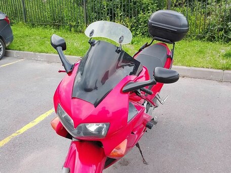 1998 Honda VFR 800, красный, 350000 рублей, вид 1