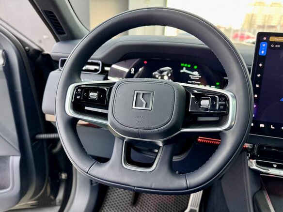2026 Zeekr 9X 55 kWh (до 3.5 т), чёрный, 13800000 рублей - вид 27