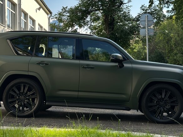 2024 Lexus LX 500d IV, зелёный, 14700000 рублей - вид 2