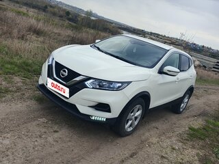 2020 Nissan Qashqai II Рестайлинг, белый, 1700000 рублей, вид 2