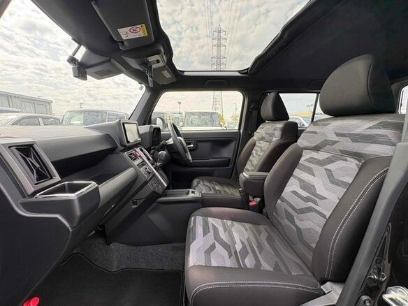 2022 Daihatsu Taft II, чёрный, 810555 рублей - вид 22