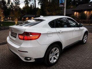 2009 BMW X6 35i 6-speed I (E71), белый, 1600000 рублей, вид 4