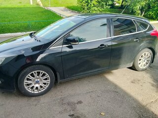 2011 Ford Focus III, чёрный, 700000 рублей, вид 3
