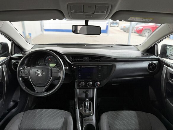 2018 Toyota Corolla XI (E160, E170, E180) Рестайлинг 1, чёрный - вид 9