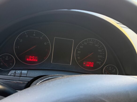 2001 Audi A4 II (B6), серебристый, 380000 рублей - вид 6