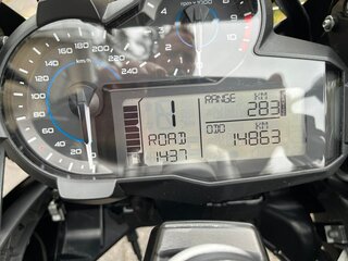 2017 BMW R 1200 GS, серый, 1550000 рублей, вид 4