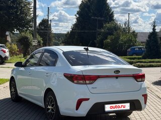 2017 Kia Rio IV, белый, 1325000 рублей, вид 3